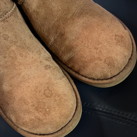 Uggs size 8 - Picture 5 of 7